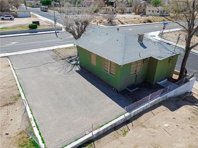 15604 Hesperia Road, Victorville, California 92395