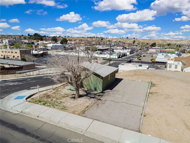 15604 Hesperia Road, Victorville, California 92395