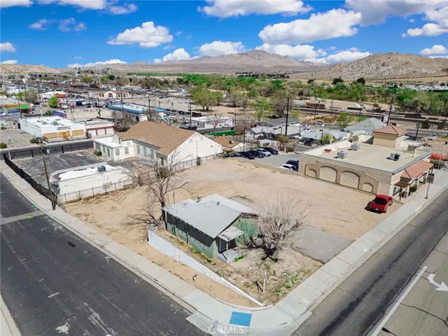 15604 Hesperia Road, Victorville, California 92395