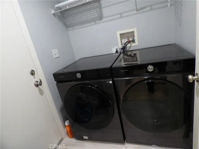 6055 Medinah Street, Fontana, California 92336