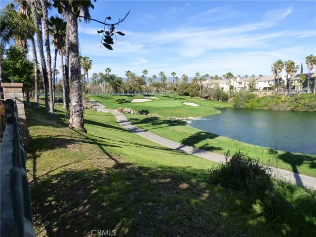 6055 Medinah Street, Fontana, California 92336