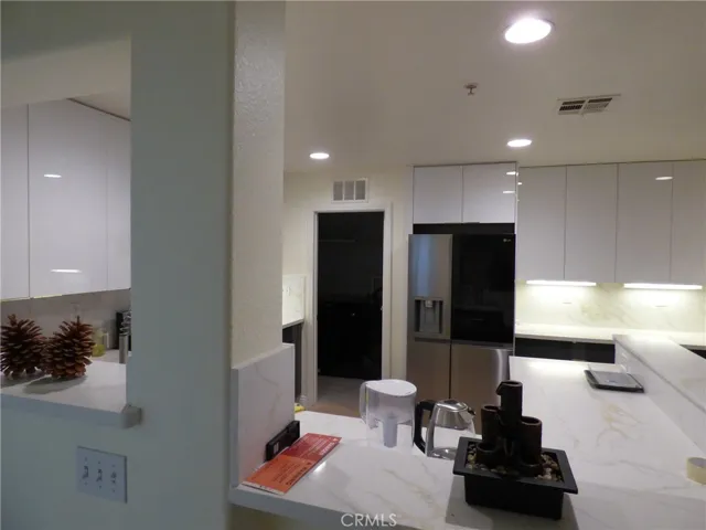6055 Medinah Street, Fontana, California 92336