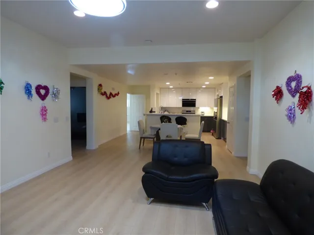 6055 Medinah Street, Fontana, California 92336