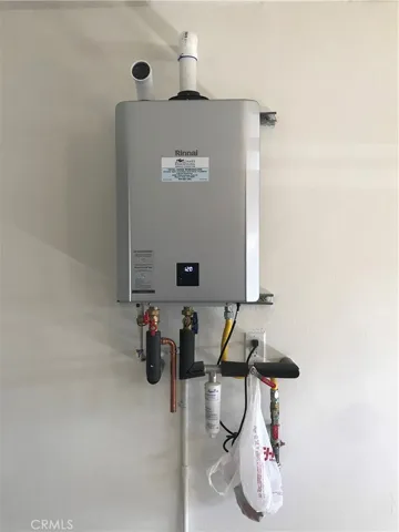 Tankless Water Heater! 2025 installation.