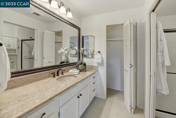 1860 Tice Creek Dr 1116, Walnut Creek, California 94595