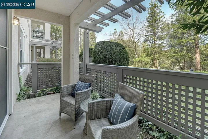 1860 Tice Creek Dr 1116, Walnut Creek, California 94595