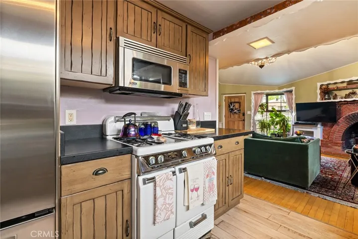315 N Hollywood Way, Burbank, California 91505