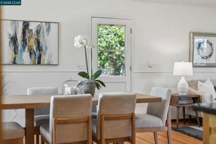 34 Las Palomas, Orinda, California 94563