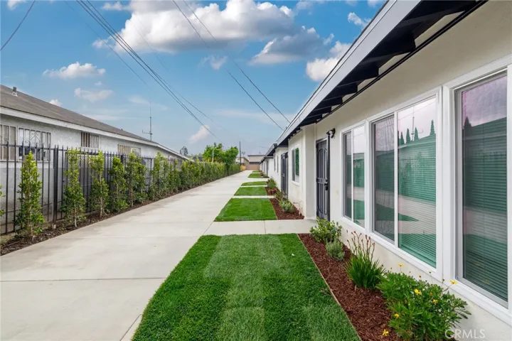 13933 Doty, Hawthorne, California 90250