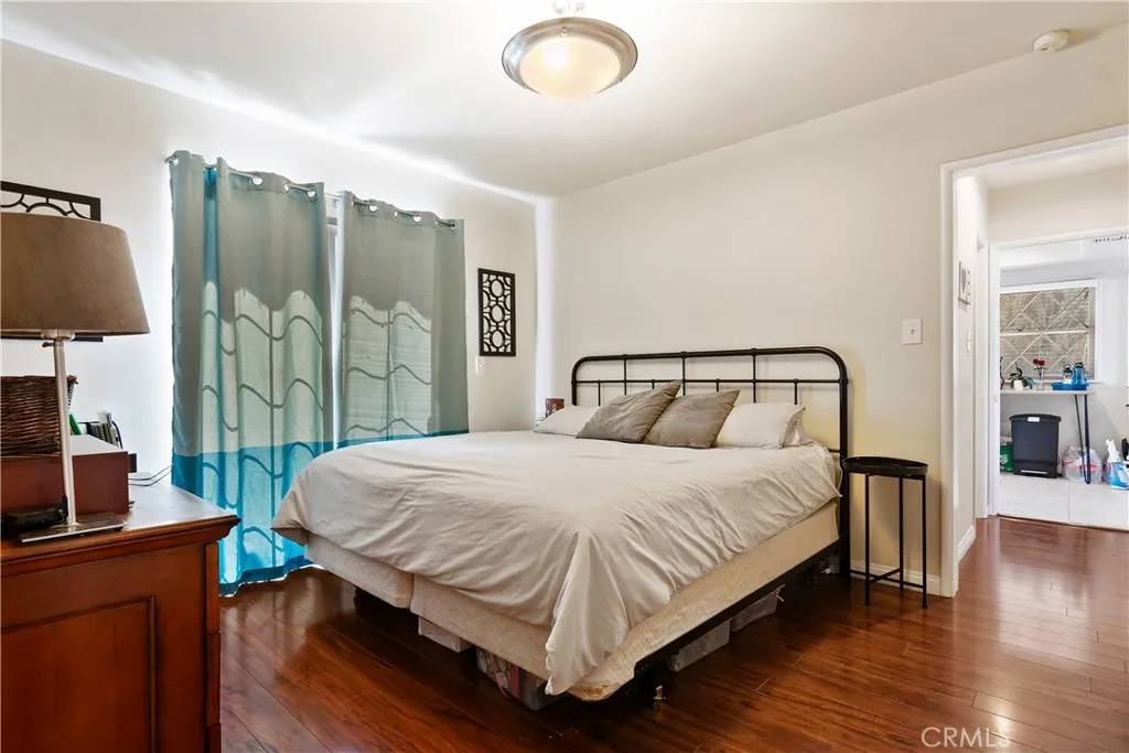 16828 Margate Street, Encino, California 91436 home-pic-14