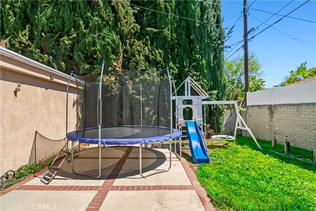 16828 Margate Street, Encino, California 91436 home-pic-29