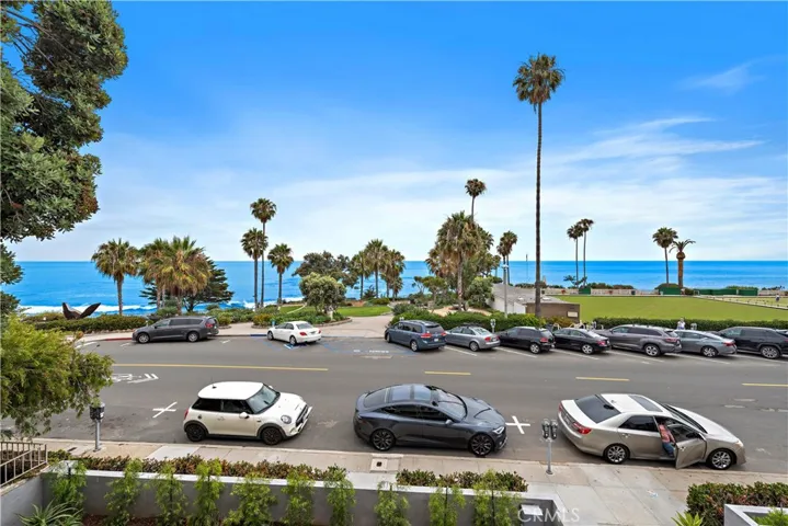 450 Cliff Drive, Laguna Beach, California 92651