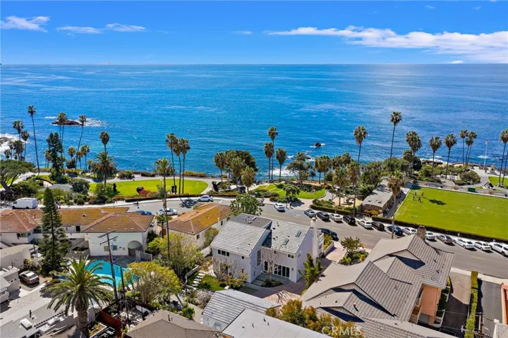 450 Cliff Drive, Laguna Beach, California 92651