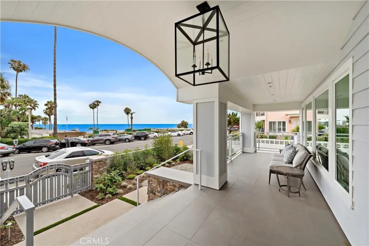 450 Cliff Drive, Laguna Beach, California 92651
