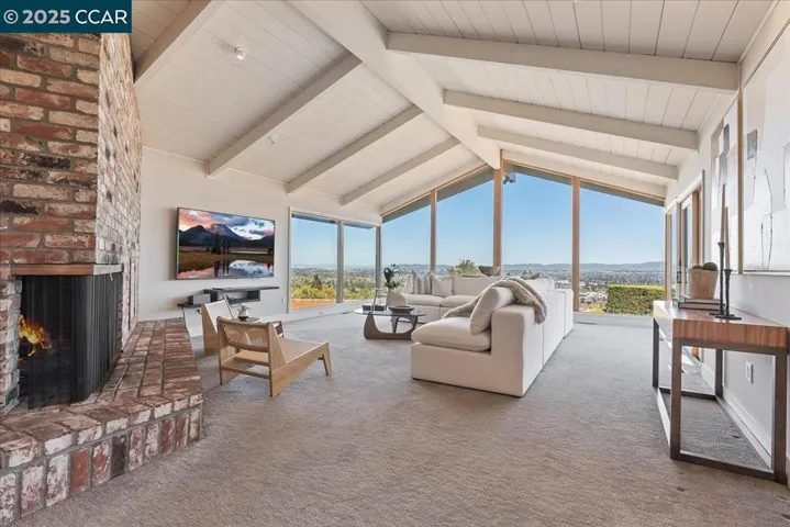 111 Hilltop Crescent, Walnut Creek, California 94597