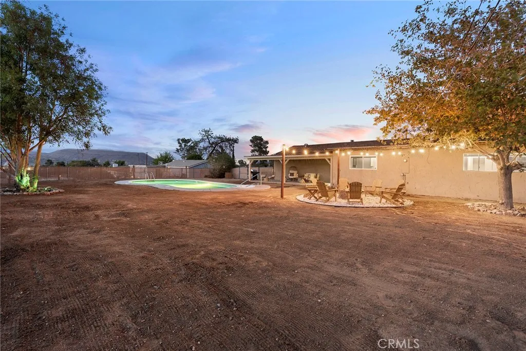 7090 Emerson Avenue, Yucca Valley, California 92284 home-pic-50