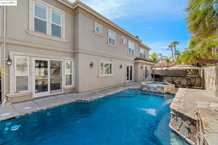 5577 Edgeview Dr, Discovery Bay, California 94505
