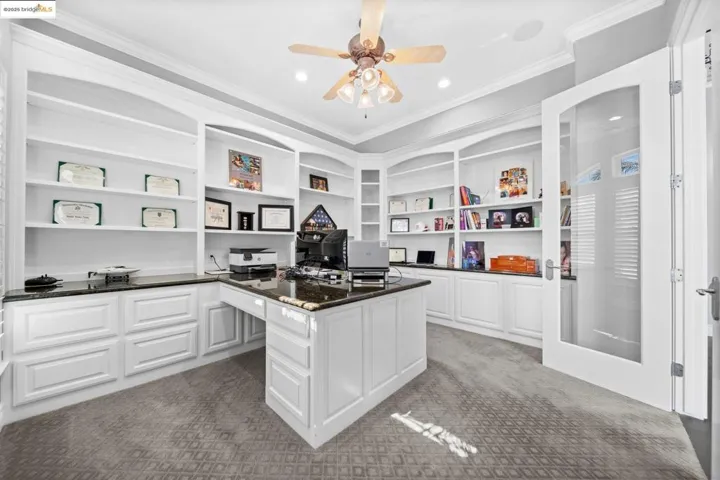 5577 Edgeview Dr, Discovery Bay, California 94505