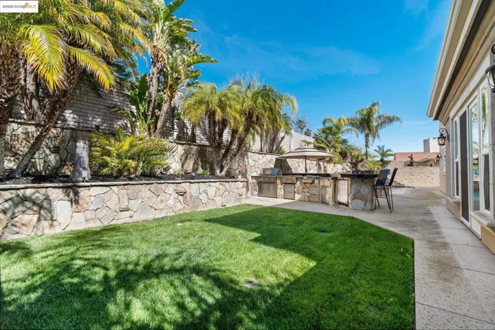 5577 Edgeview Dr, Discovery Bay, California 94505