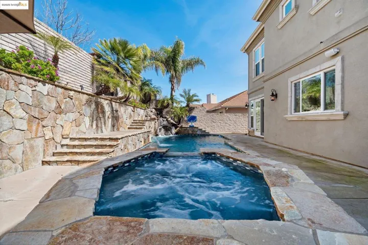 5577 Edgeview Dr, Discovery Bay, California 94505