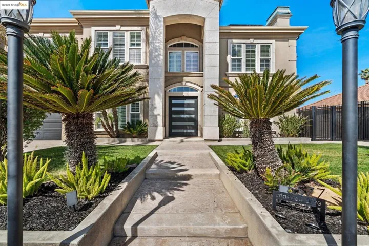 5577 Edgeview Dr, Discovery Bay, California 94505