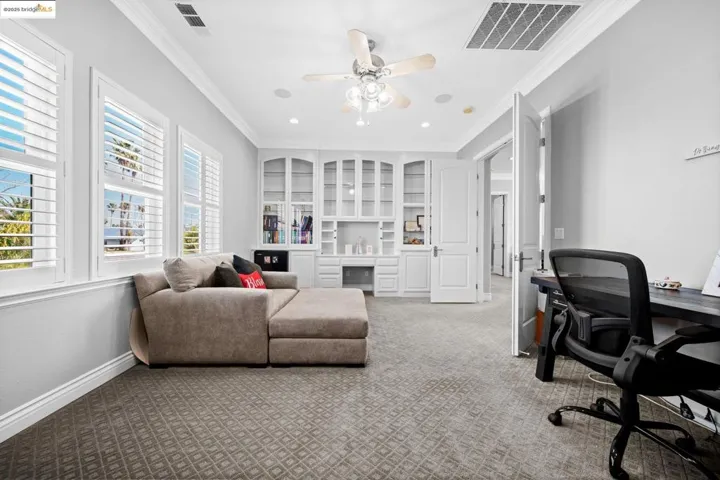 5577 Edgeview Dr, Discovery Bay, California 94505