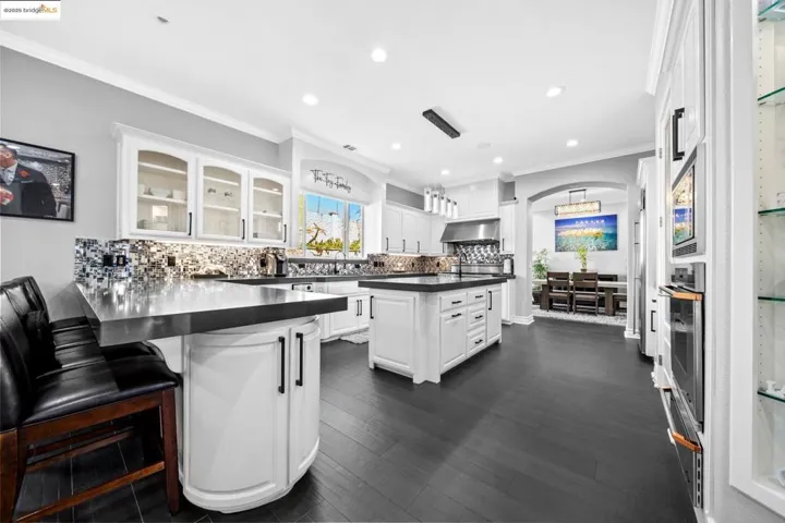 5577 Edgeview Dr, Discovery Bay, California 94505