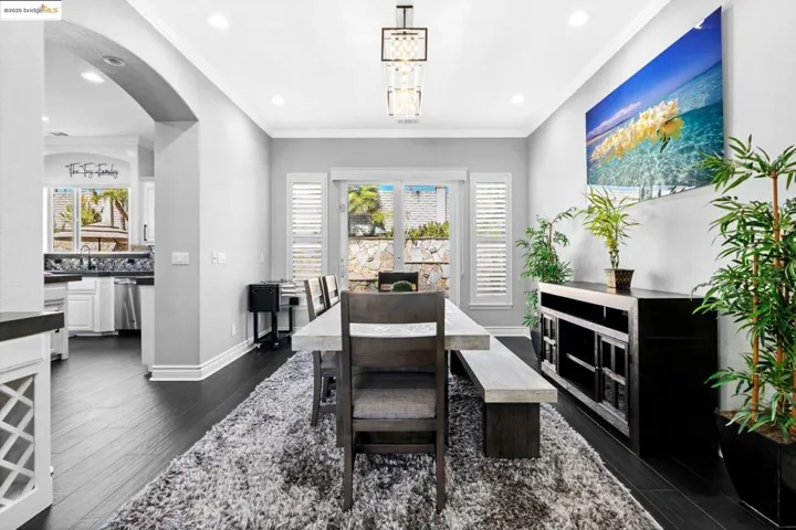 5577 Edgeview Dr, Discovery Bay, California 94505