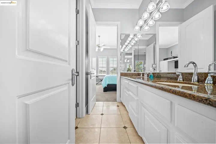 5577 Edgeview Dr, Discovery Bay, California 94505