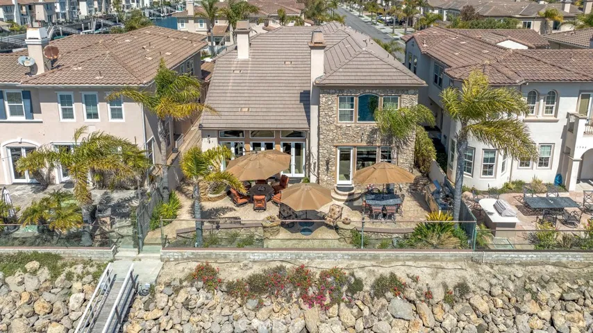1566 Twin Tides Place, Oxnard, California 93035