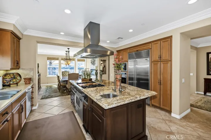 1566 Twin Tides Place, Oxnard, California 93035