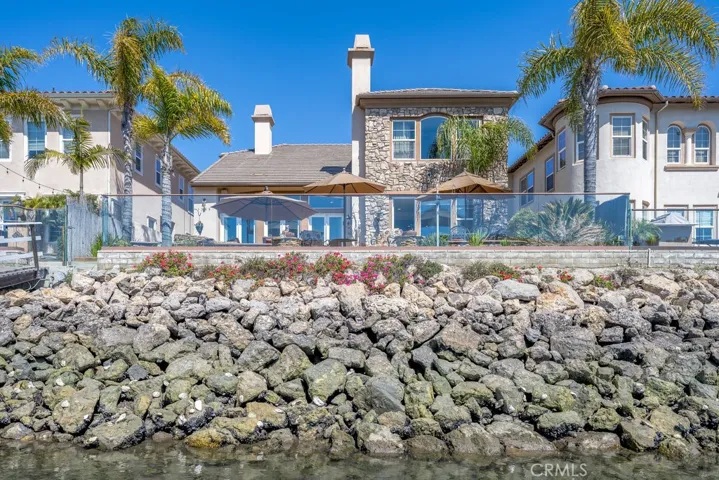1566 Twin Tides Place, Oxnard, California 93035