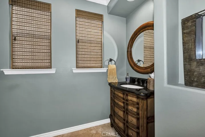 1566 Twin Tides Place, Oxnard, California 93035