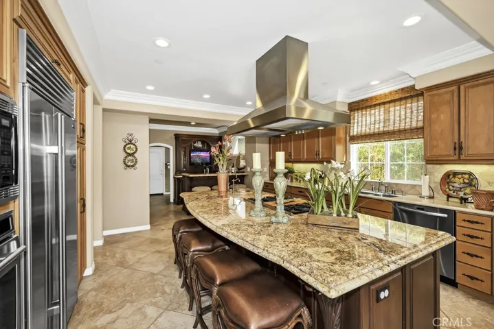 1566 Twin Tides Place, Oxnard, California 93035