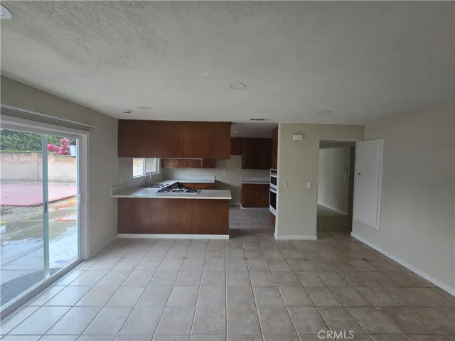 9051 Pelican Avenue, Fountain Valley, California 92708