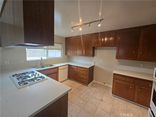 9051 Pelican Avenue, Fountain Valley, California 92708