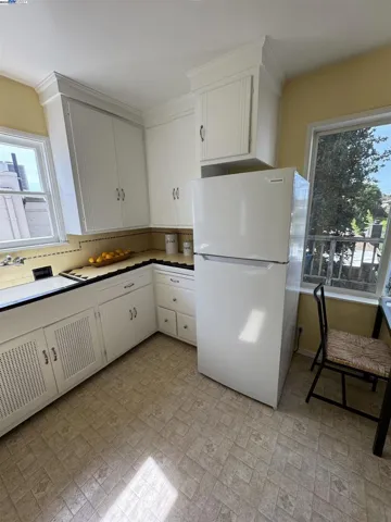 3933 Lincoln Ave, Oakland, California 94602