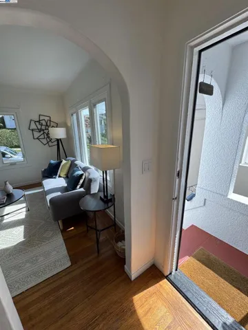 3933 Lincoln Ave, Oakland, California 94602