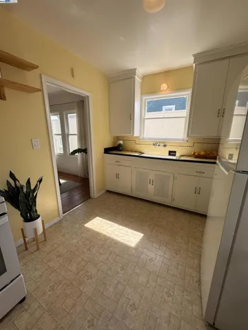 3933 Lincoln Ave, Oakland, California 94602