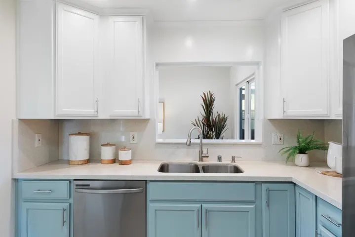 1803 Hamlet Street, San Mateo, California 94403