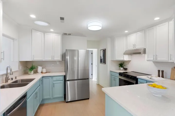 1803 Hamlet Street, San Mateo, California 94403