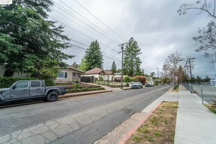 105 Webster St, Petaluma, California 94952