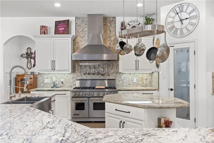 1523 Kuhio Street, Bakersfield, California 93313