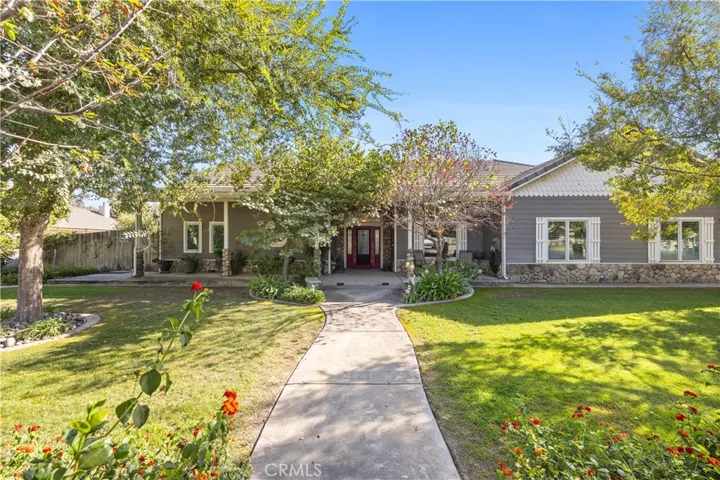 1523 Kuhio Street, Bakersfield, California 93313
