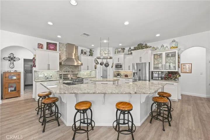 1523 Kuhio Street, Bakersfield, California 93313