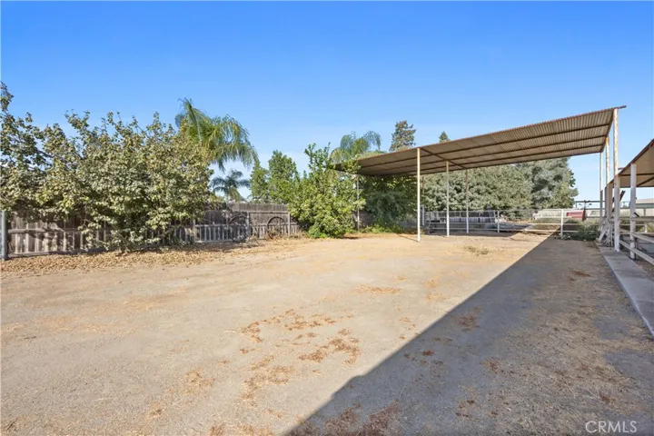 1523 Kuhio Street, Bakersfield, California 93313