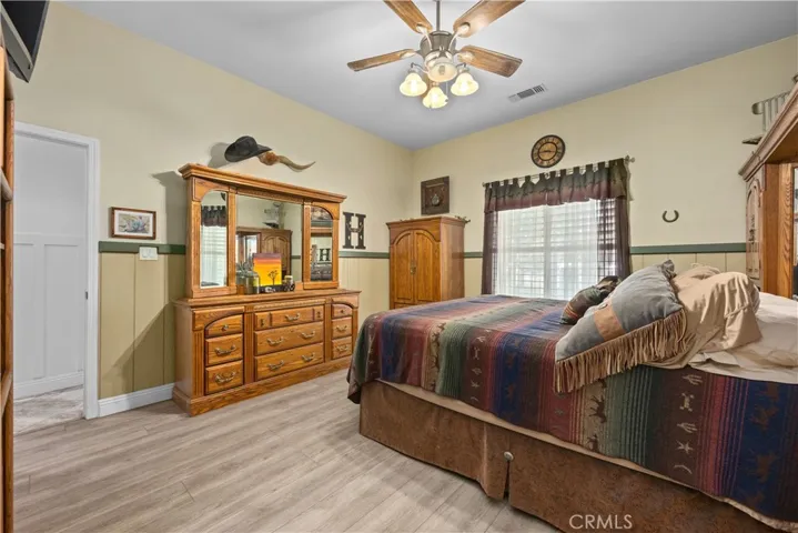 1523 Kuhio Street, Bakersfield, California 93313