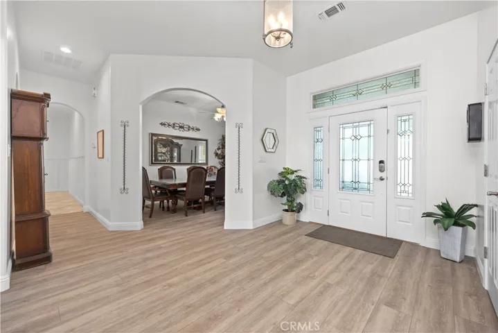 1523 Kuhio Street, Bakersfield, California 93313