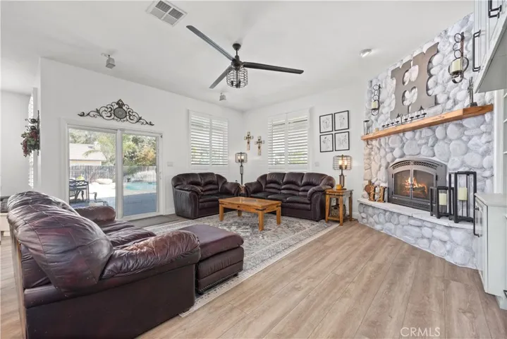 1523 Kuhio Street, Bakersfield, California 93313