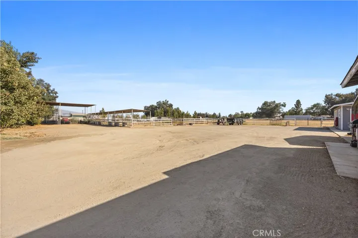 1523 Kuhio Street, Bakersfield, California 93313